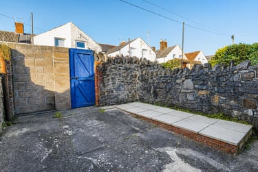 5 bed house, Dogfield Street, Cathays, Cardiff, CF244QL - Image 2